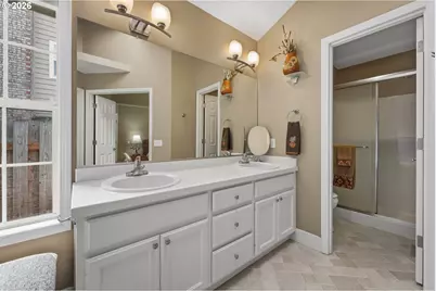15465 Tanager Dr, Lake Oswego, OR 97035 - Photo 27