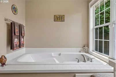 15465 Tanager Dr, Lake Oswego, OR 97035 - Photo 29