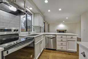 1265 NE 56th Ct, Hillsboro, OR 97124 - Photo 5