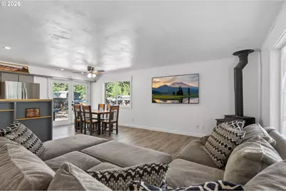 60091 Hopi Rd, Bend, OR 97702 - Photo 11