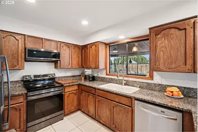 920 N Aspen Ct, Canby, OR 97013 - Photo 9