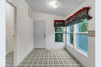 1655 S Elm St, Canby, OR 97013 - Photo 17