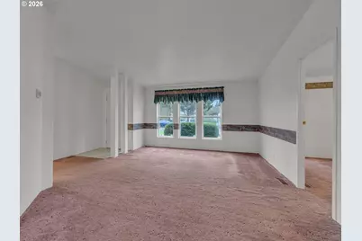 1655 S Elm St, Canby, OR 97013 - Photo 9