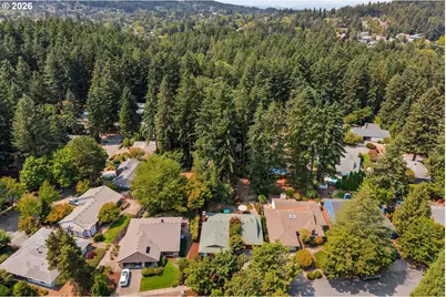7095 SW Tierra Del Mar Dr, Beaverton, OR 97007 - Photo 47
