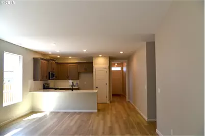 855 Oakleaf Way, Silverton, OR 97381 - Photo 9