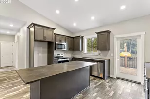 158 E H St, Vernonia, OR 97064 - Photo 7