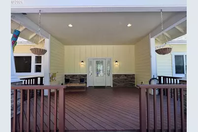 83269 Clear Lake Rd, Florence, OR 97439 - Photo 3