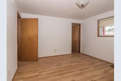 19838 NE Wasco St, Portland, OR 97230 - Photo 21