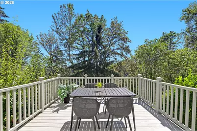 434 NW Hermosa Blvd, Portland, OR 97210 - Photo 21
