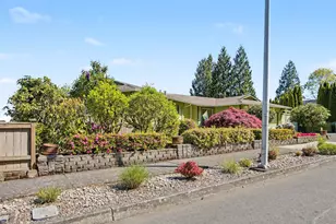 407 SW 7th St, Gresham, OR 97080 - Photo 45