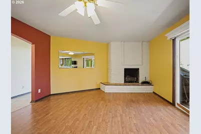 407 SW 7th St, Gresham, OR 97080 - Photo 11