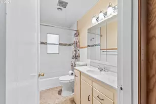 1095 W 11th St, Coquille, OR 97423 - Photo 17