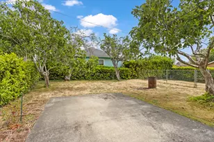 1095 W 11th St, Coquille, OR 97423 - Photo 33