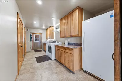 94621 N Bank Rogue River Rd, Gold Beach, OR 97444 - Photo 27