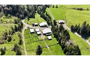 94621 N Bank Rogue River Rd, Gold Beach, OR 97444 - Photo 13