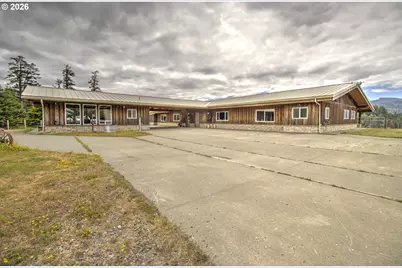 94621 N Bank Rogue River Rd, Gold Beach, OR 97444 - Photo 3