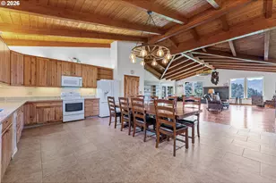 94621 N Bank Rogue River Rd, Gold Beach, OR 97444 - Photo 17