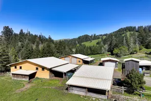 94621 N Bank Rogue River Rd, Gold Beach, OR 97444 - Photo 33