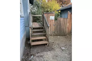 9102 NE Glisan St, Portland, OR 97220 - Photo 5