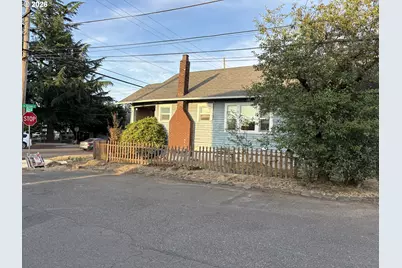 9102 NE Glisan St, Portland, OR 97220 - Photo 3