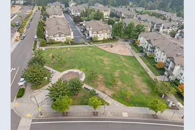 590 NW Lost Springs Ter, Portland, OR 97229 - Photo 25