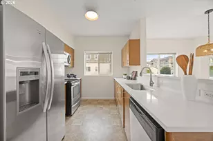 590 NW Lost Springs Terrace, Portland, OR 97229 - Photo 11