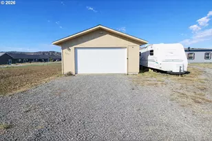 900 N 15th Ave, Elgin, OR 97827 - Photo 13