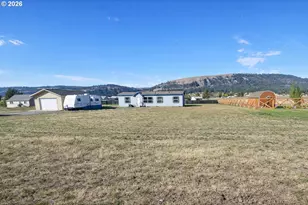 900 N 15th Ave, Elgin, OR 97827 - Photo 15