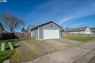 1137 SE 2nd Ave, Mill City, OR 97360 - Photo 31