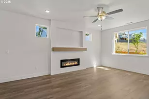 16071 Serres Farms Wy, Oregon City, OR 97045 - Photo 15