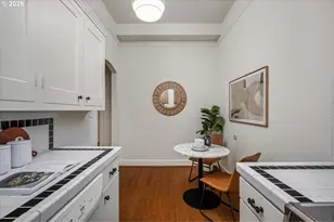 2141 NW Davis St, Portland, OR 97210 - Photo 19