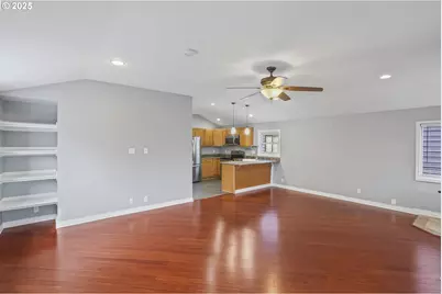 1683 N Jantzen Ave, Portland, OR 97217 - Photo 5