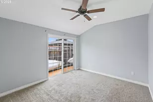 1683 N Jantzen Ave, Portland, OR 97217 - Photo 15