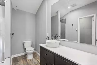 1683 N Jantzen Ave, Portland, OR 97217 - Photo 23