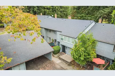 8712 SW Brightfield Cir, Portland, OR 97223 - Photo 1