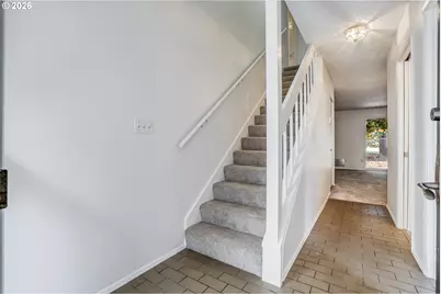 8712 SW Brightfield Cir, Portland, OR 97223 - Photo 5