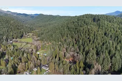 796 Lees Creek Rd, Myrtle Creek, OR 97457 - Photo 27