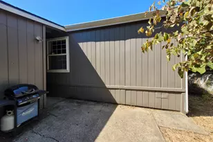 1699 N Terry St, Eugene, OR 97402 - Photo 23