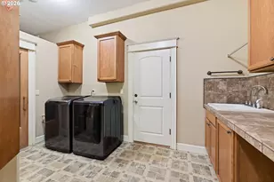 11233 SE Rimrock Dr, Happy Valley, OR 97086 - Photo 27