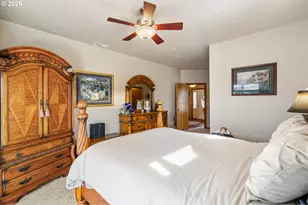 18989 NE Marine Dr, Portland, OR 97230 - Photo 17