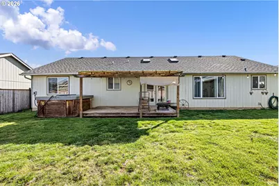 573 Creswood Dr, Creswell, OR 97426 - Photo 27