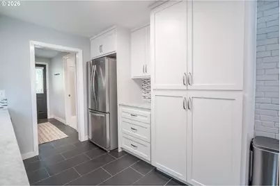 1400 W 40th Ave, Eugene, OR 97405 - Photo 9
