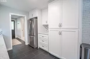 1400 W 40th Ave, Eugene, OR 97405 - Photo 9