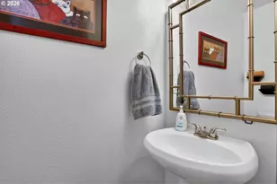 8509 NE Sunnyside Dr, Vancouver, WA 98662 - Photo 17