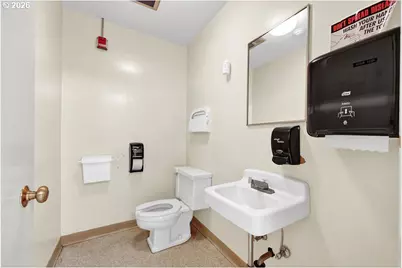21211 Coburg Rd, Harrisburg, OR 97446 - Photo 23