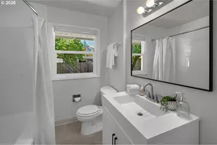 3305 SE Pinehurst Ave, Milwaukie, OR 97267 - Photo 13