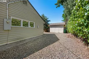 3305 SE Pinehurst Ave, Milwaukie, OR 97267 - Photo 21
