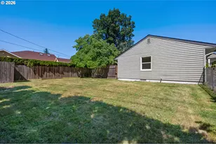 3305 SE Pinehurst Ave, Milwaukie, OR 97267 - Photo 23