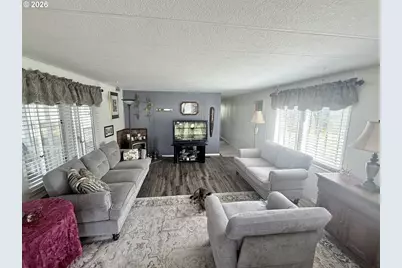 1413 Hawthorne Ave #5, Reedsport, OR 97467 - Photo 5