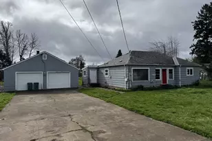 3820 Dove Ln, Eugene, OR 97402 - Photo 1